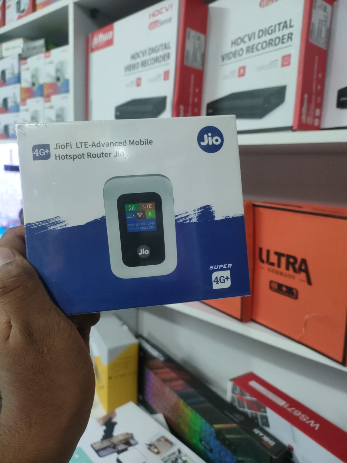 Jio MF880 5G/4G LTE Mini Hotspot Pocket Router