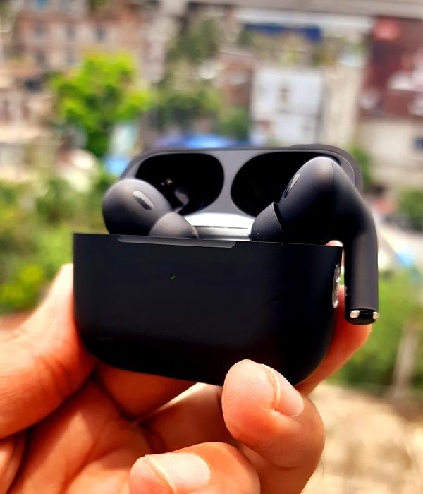 Apple AirPods Pro (2nd Generation) -Black