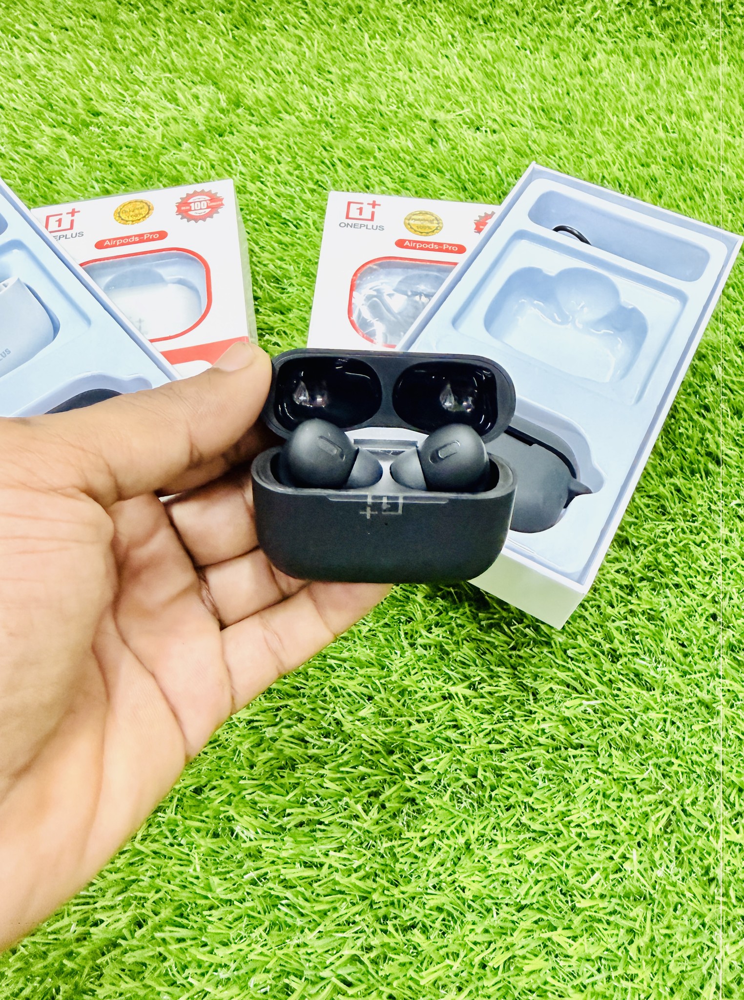 OnePlus Airpods Pro With Covar