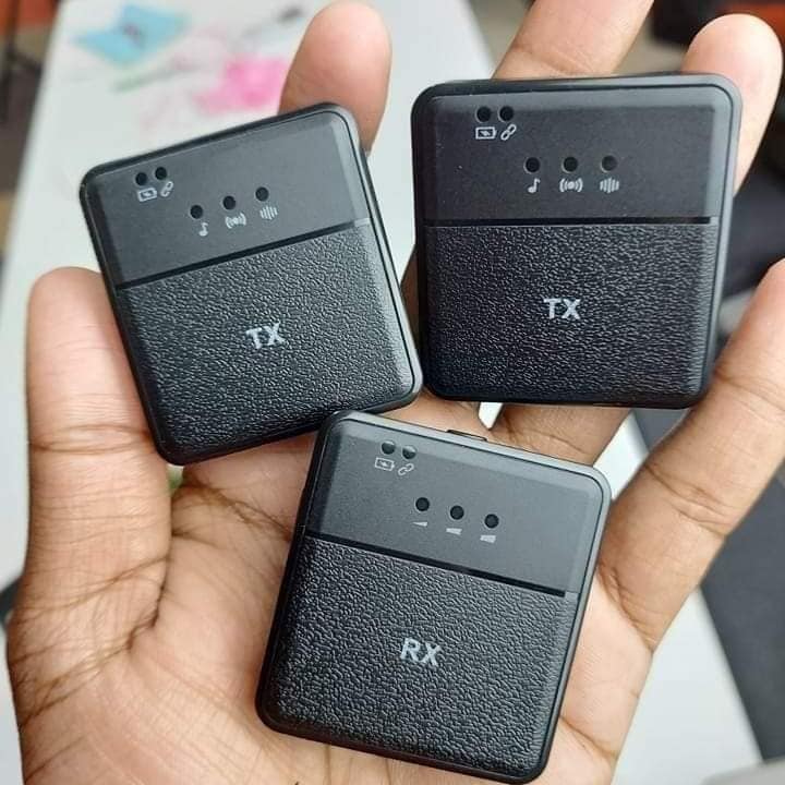 SX9 Dual Wireless Microphone