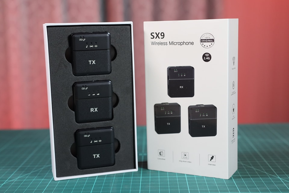 SX9 Dual Wireless Microphone