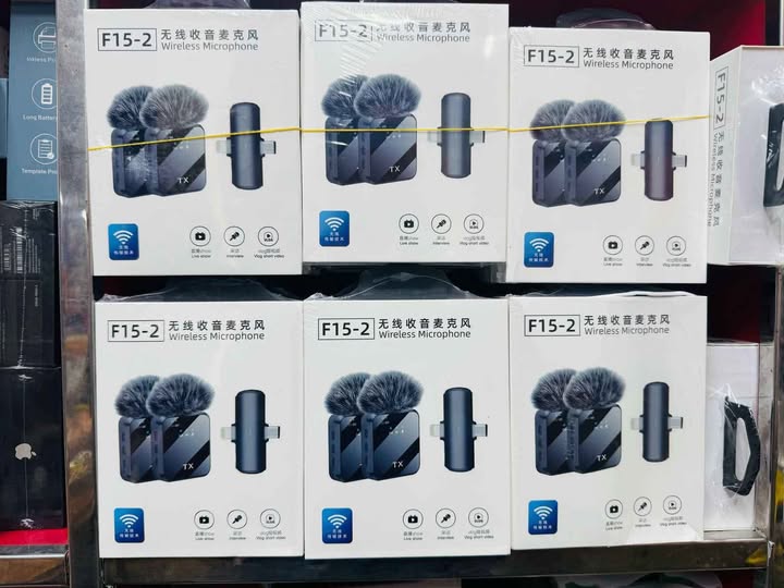 F15-2 2-in-1 Wireless Lavalier Microphone