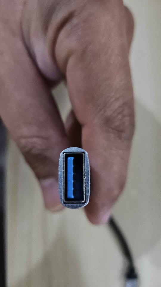 Portable Type-C to 4-USB Hub