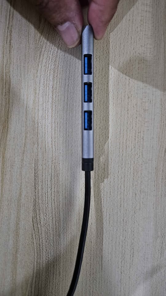 Portable Type-C to 4-USB Hub