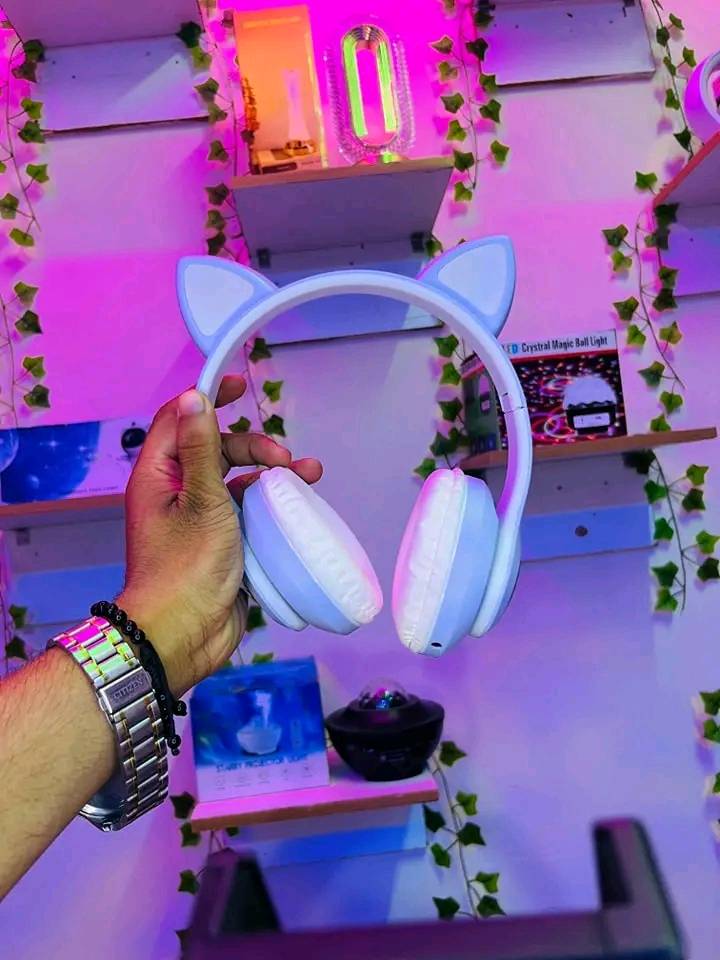 STN-28 Cat Ear RGB Wireless Headphone