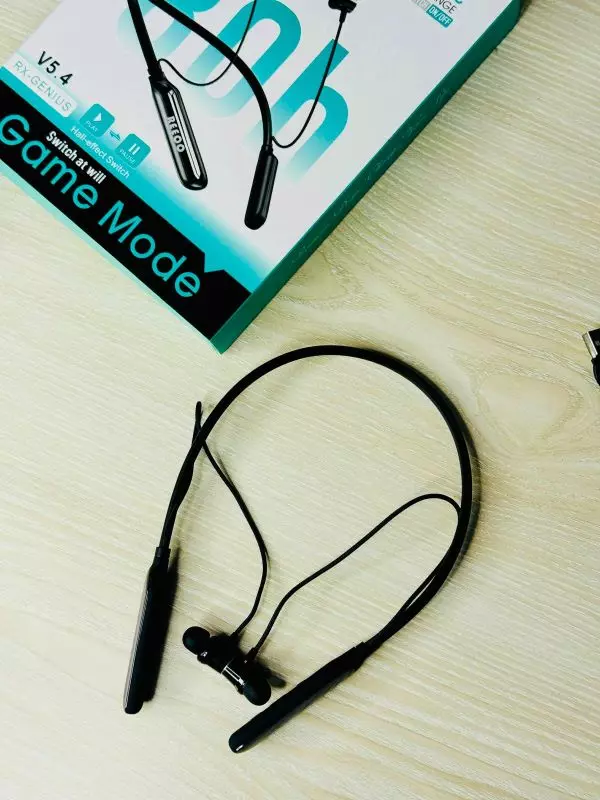 Reeoo Voice Change Enc Neckband – Rx Genius