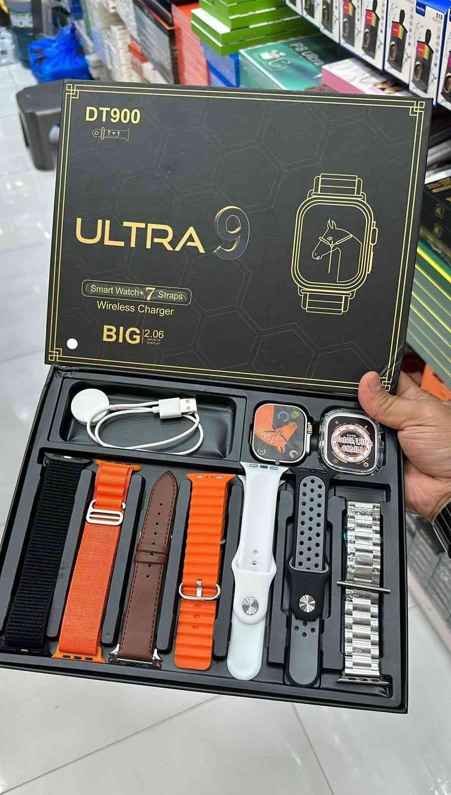 DT 900 Ultra SmartWatch With Free 7 Straps