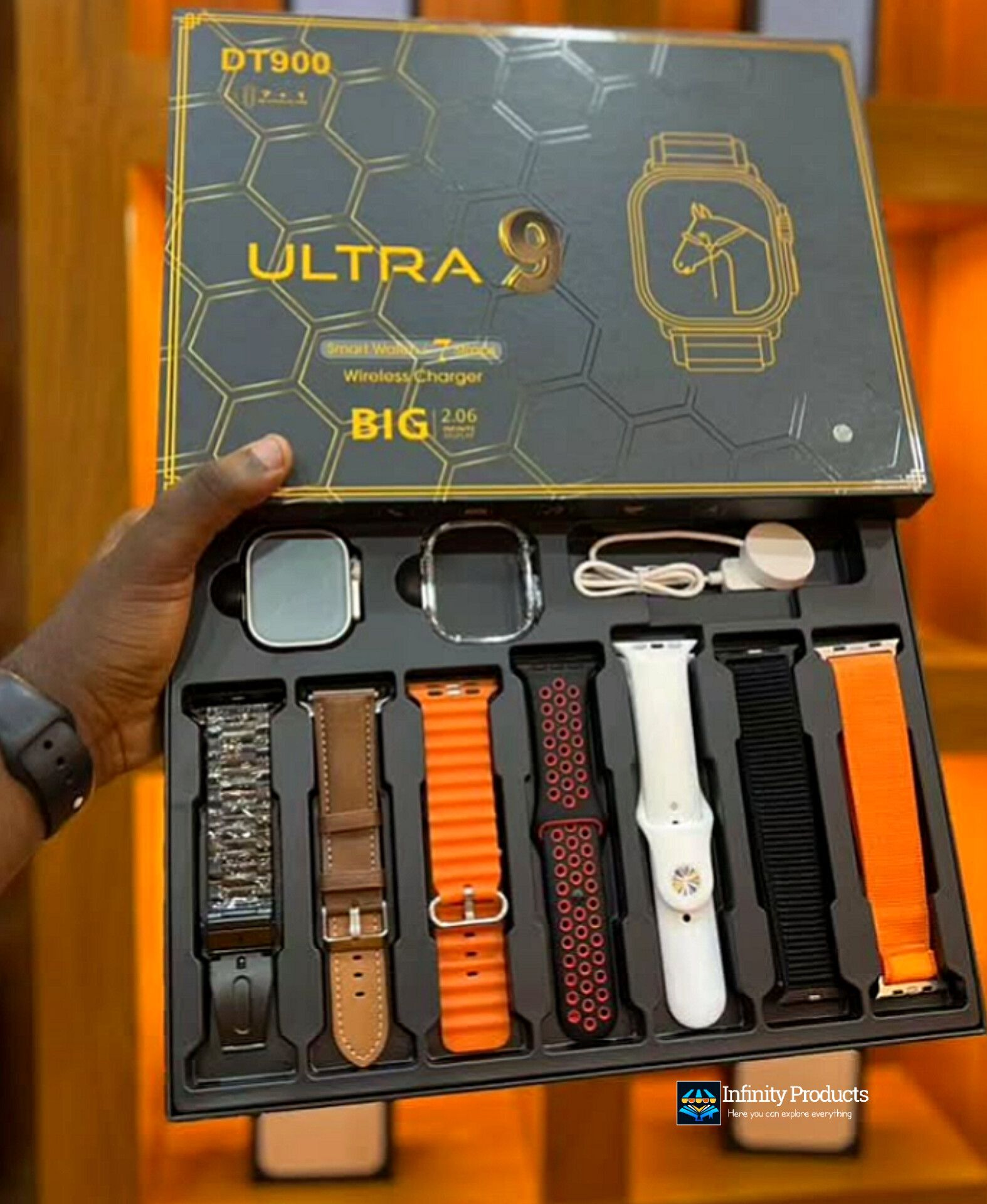 DT 900 Ultra SmartWatch With Free 7 Straps