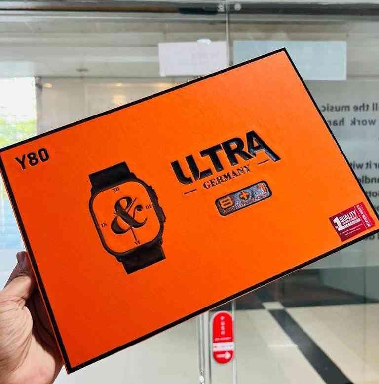 Y80 Ultra Smartwatch With 8 Strap