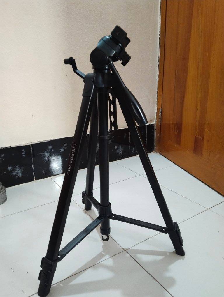 Digipod TR-472 Camera Tripod